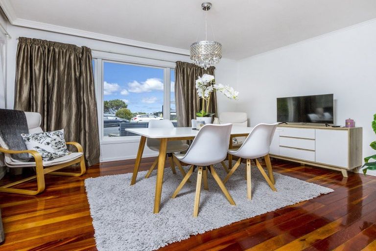 Photo of property in 103 Sunrise Avenue, Murrays Bay, Auckland, 0630