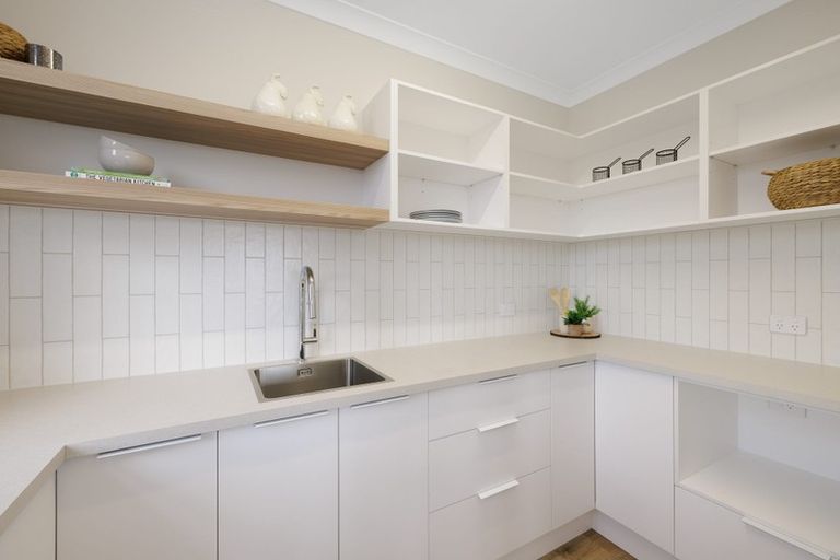 Photo of property in 32 Saint Thomas Avenue, Pyes Pa, Tauranga, 3112