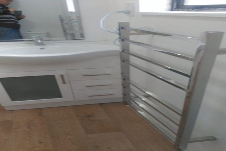 Photo of property in 42 Kamahi Street, Stokes Valley, Lower Hutt, 5019