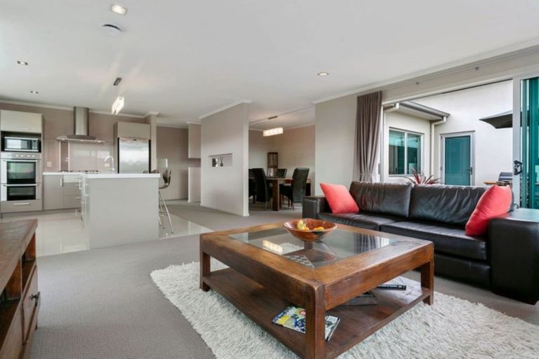 Photo of property in 31 Norfolk Drive, Cambridge, 3434