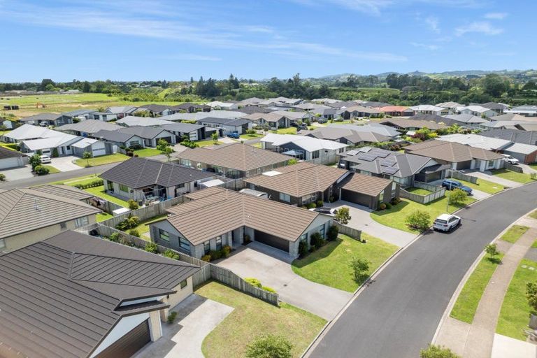 Photo of property in 11 Kahuparere Crescent, Pyes Pa, Tauranga, 3112