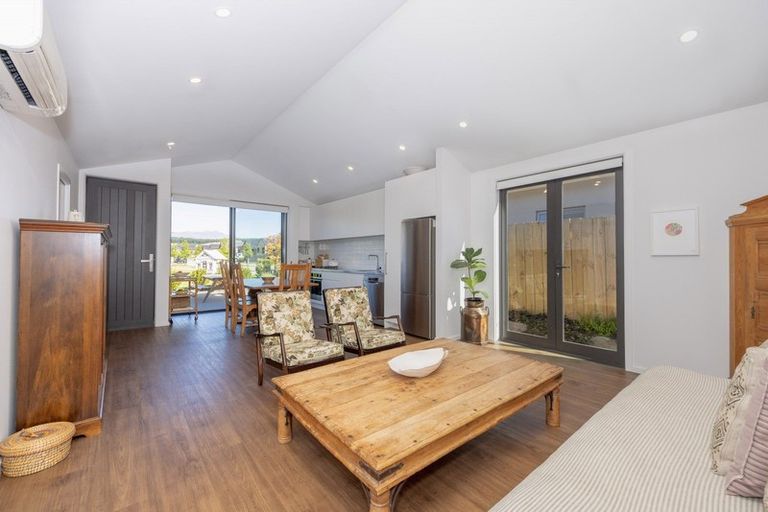 Photo of property in 30 Mount Creighton Crescent, Wanaka, 9305