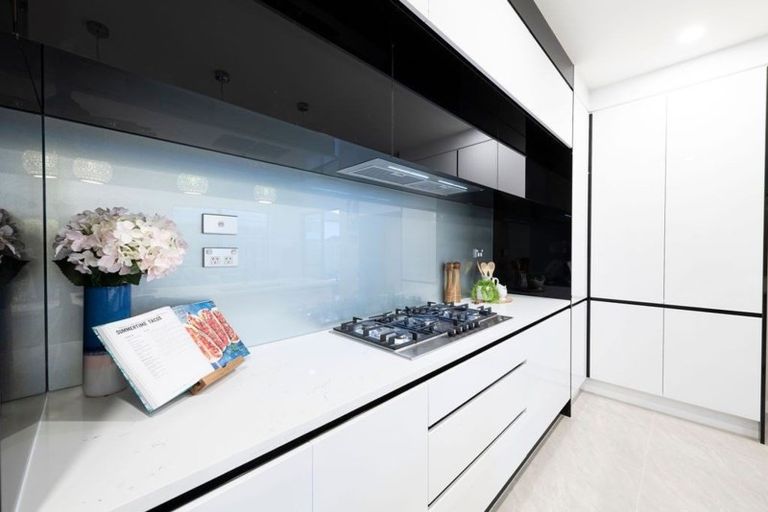 Photo of property in 30 Ballindrait Drive, Flat Bush, Auckland, 2019