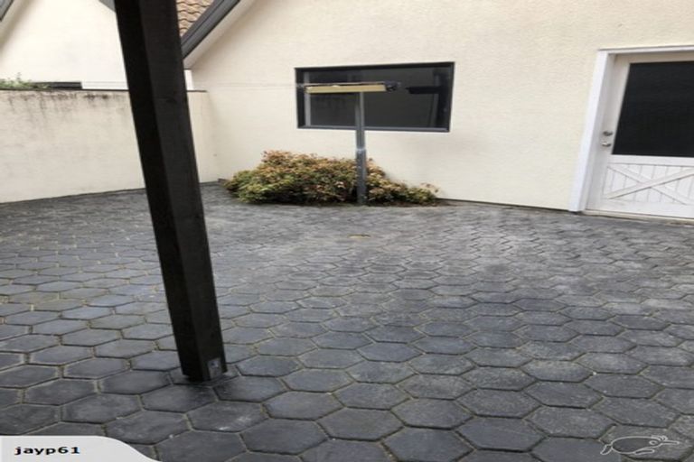 Photo of property in 1/264 Riccarton Road, Upper Riccarton, Christchurch, 8041