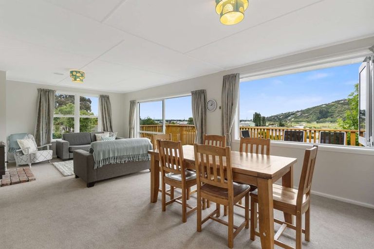 Photo of property in 111 Port Hills Road, Heathcote Valley, Christchurch, 8022