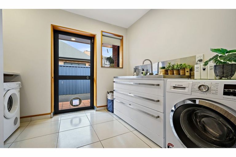 Photo of property in 1/37 Englefield Road, Belfast, Christchurch, 8051