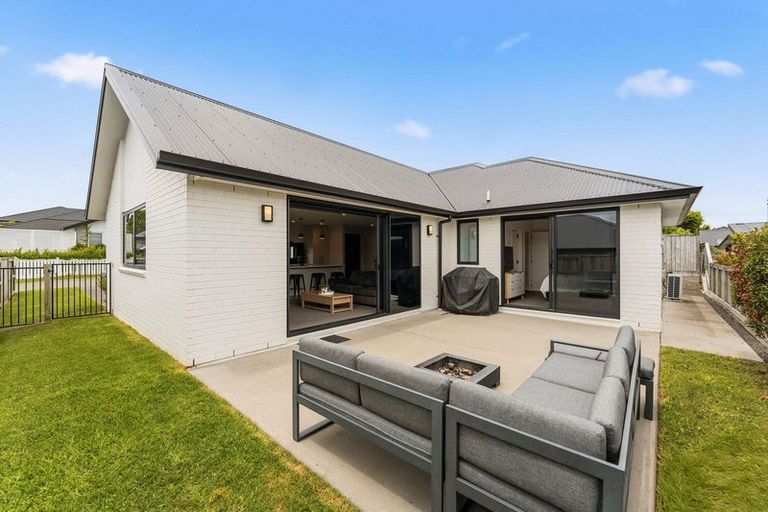 Photo of property in 5 Melonette Way, Ohauiti, Tauranga, 3112