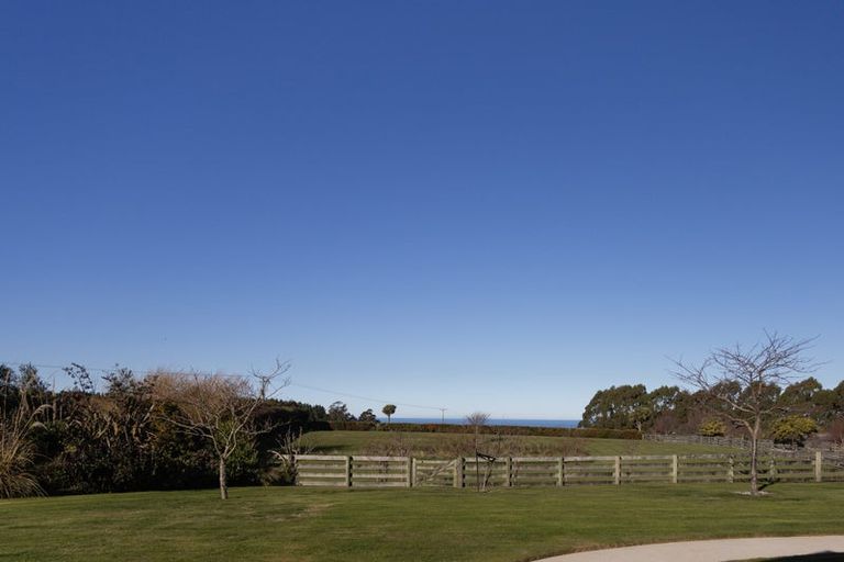 Photo of property in 305 Redcastle Road, Oamaru North, Oamaru, 9492