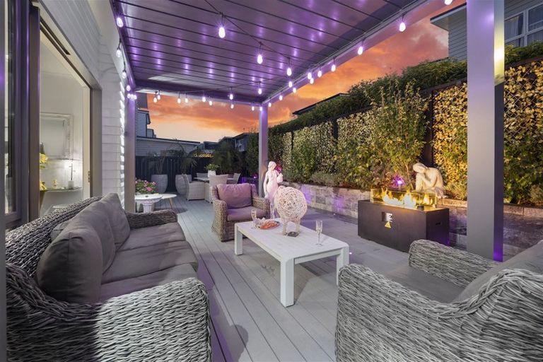 Photo of property in 94 Bomb Point Drive, Hobsonville, Auckland, 0616