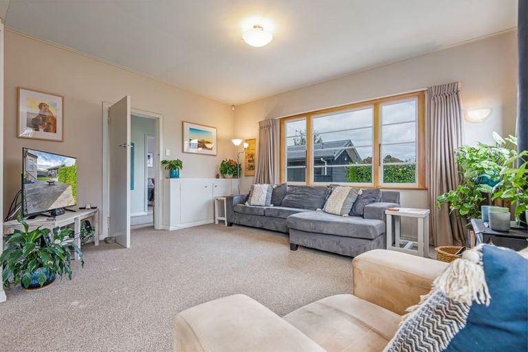 Photo of property in 8 Graham Place, West End, Palmerston North, 4410