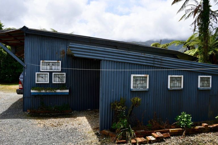 Photo of property in 406 Arapito Road, Karamea, 7893
