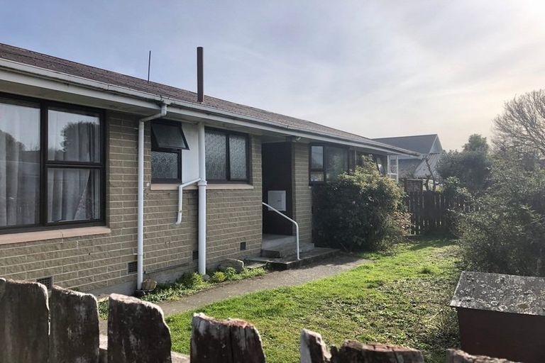 Photo of property in 1 Clonbern Place, Upper Riccarton, Christchurch, 8041