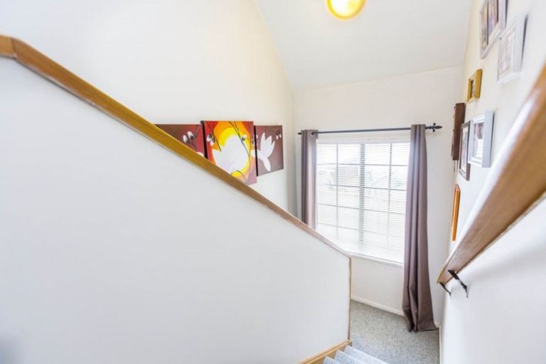Photo of property in 2/464 Stokes Valley Road, Stokes Valley, Lower Hutt, 5019