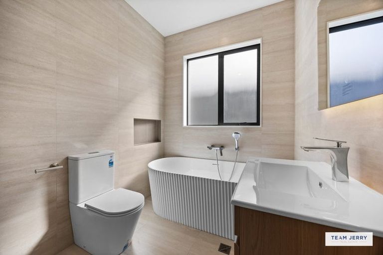 Photo of property in 30 Bannockburn Road, Opaheke, 2113