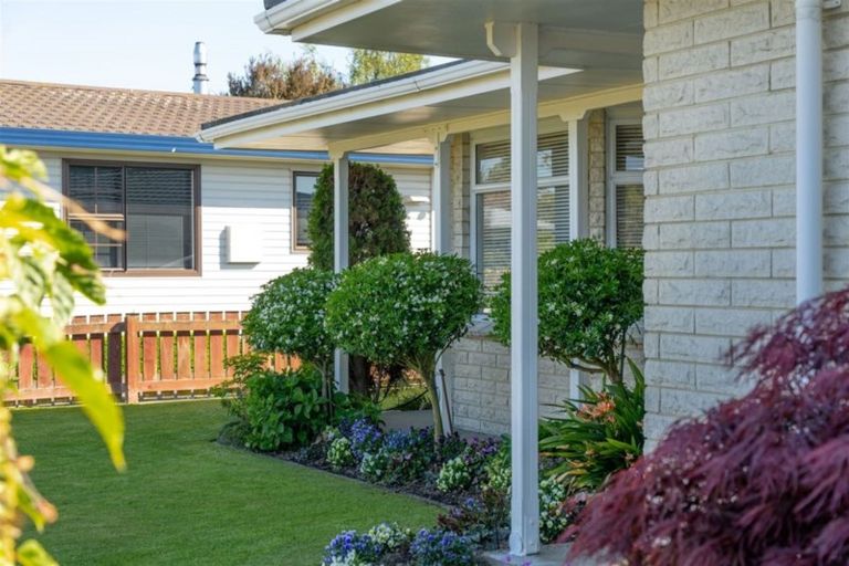 Photo of property in 23 Lowes Place, Solway, Masterton, 5810