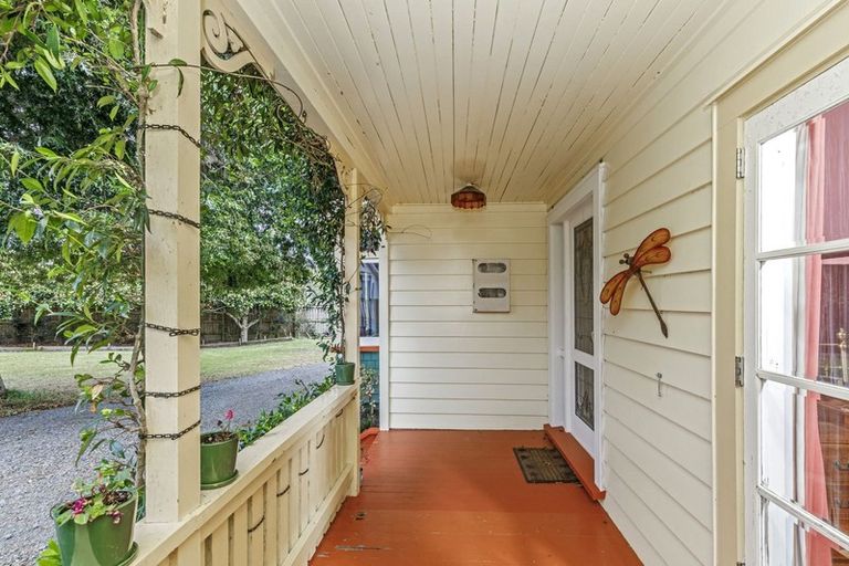 Photo of property in 930 Kahikatea Flat Road, Waitoki, Kaukapakapa, 0871