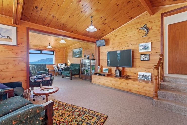 Photo of property in 81 Orete Point Road, Waihau Bay, Opotiki, 3199