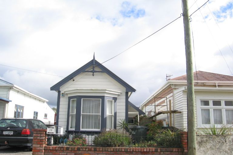 Photo of property in 19 Beach Street, Petone, Lower Hutt, 5012