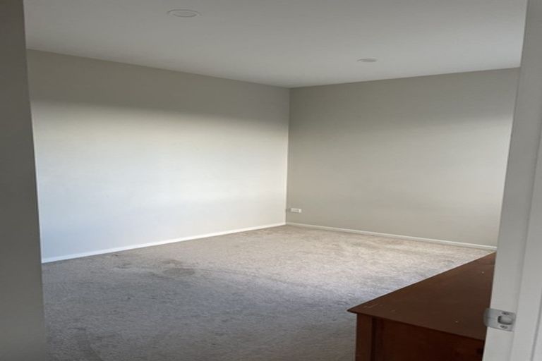 Photo of property in 64 Harvest Avenue, Orewa, 0931