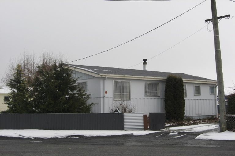 Photo of property in 9 Preston Place, Twizel, 7901