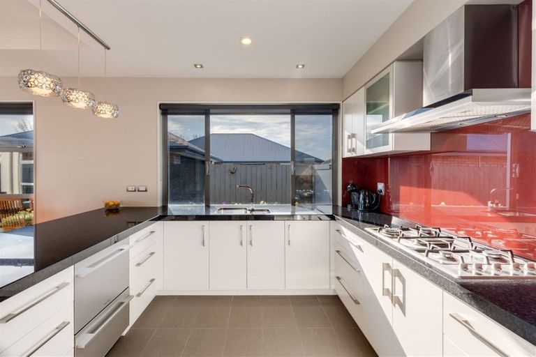 Photo of property in 11 Catkins Lane, Mairehau, Christchurch, 8052