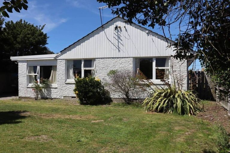 Photo of property in 38 Dunster Street, Burnside, Christchurch, 8053