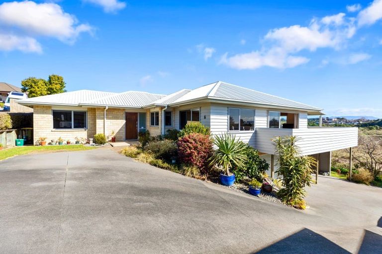 Photo of property in 6 Waka Way, Bellevue, Tauranga, 3110