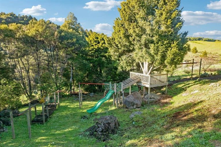 Photo of property in 4 Catherin Servant Close, Maunu, Whangarei, 0110