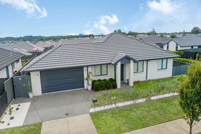 Photo of property in 6 Blacklock Road, Pyes Pa, Tauranga, 3112