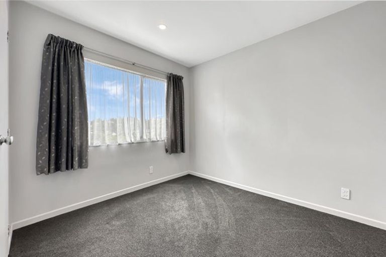 Photo of property in 51b Rodney Street, Howick, Auckland, 2014