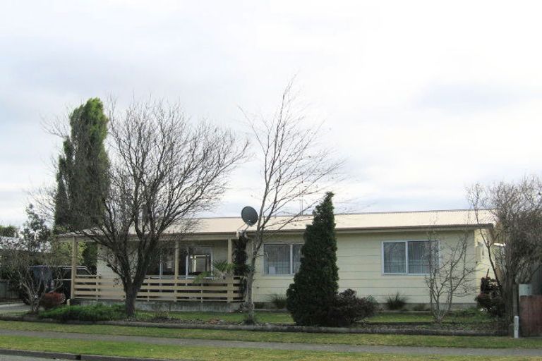 Photo of property in 9 Duckworth Crescent, Greenmeadows, Napier, 4112