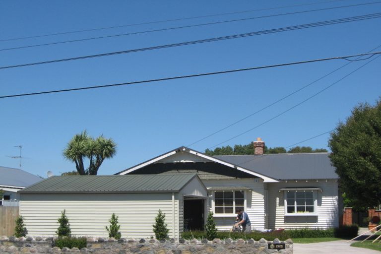 Photo of property in 85 Selwyn Street, Somerfield, Christchurch, 8024