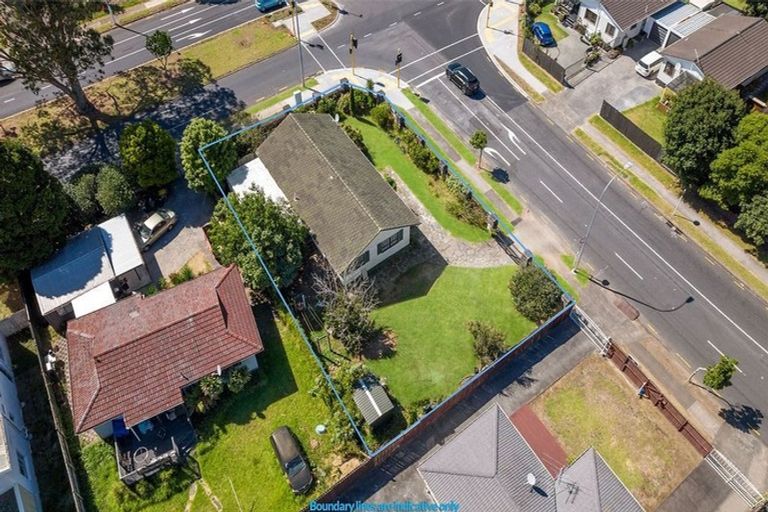 Photo of property in 391 Roscommon Road, Clendon Park, Auckland, 2103
