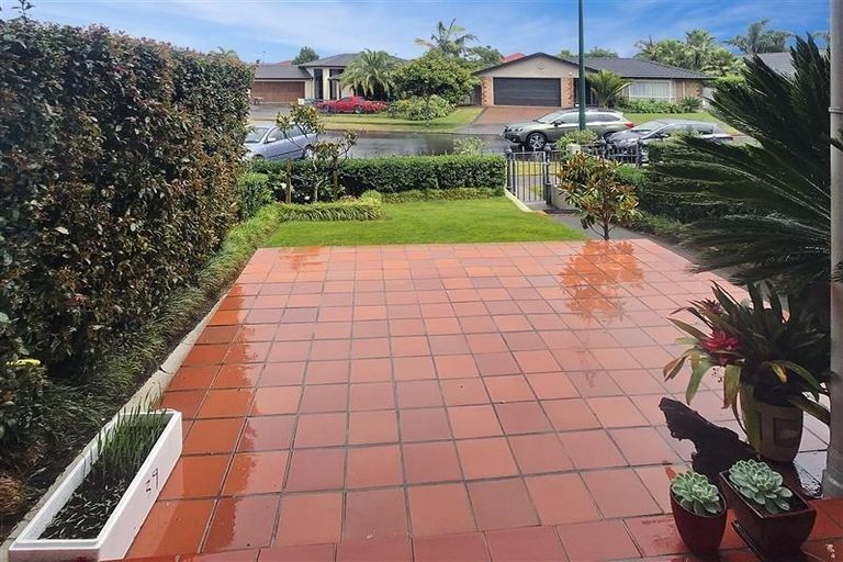 Photo of property in 20 Leneford Drive, East Tamaki, Auckland, 2013
