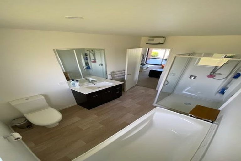 Photo of property in 205 High Street, Oxford, 7430