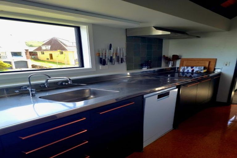 Photo of property in 10 Virginia Grove, Brooklyn, Wellington, 6021