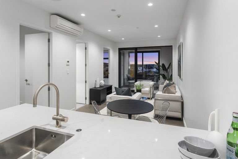 Photo of property in 7/26 Dale Crescent, Pakuranga, Auckland, 2010