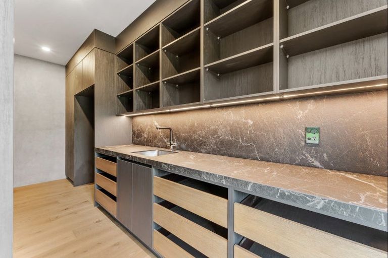 Photo of property in 261 Point Wells Road, Point Wells, 0986