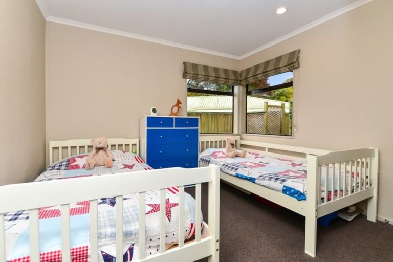 Photo of property in 52 Ashley Street, St Andrews, Hamilton, 3200