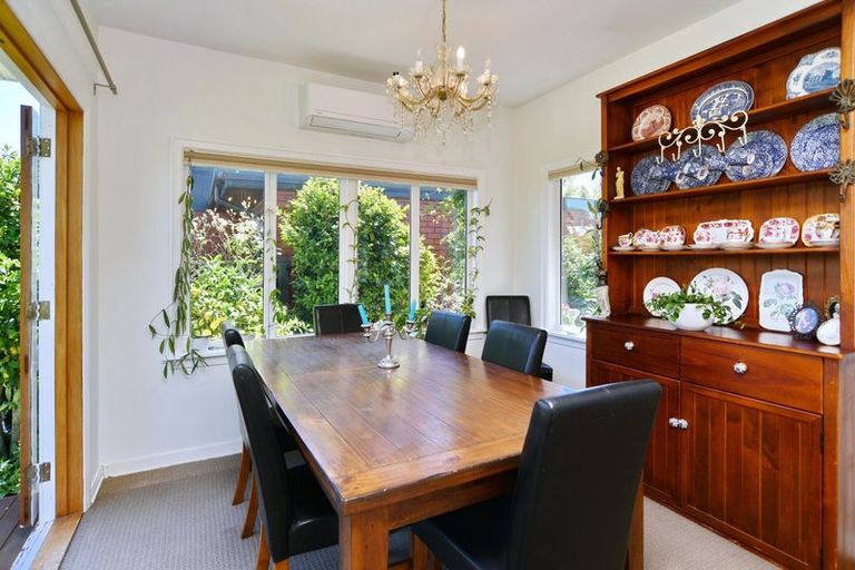 Photo of property in 1/2 Barrington Street, Somerfield, Christchurch, 8024