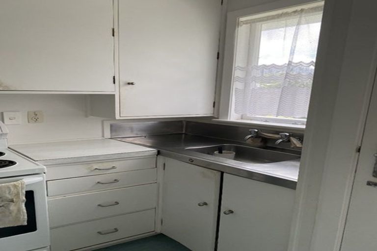 Photo of property in 138 Reynolds Street, Taita, Lower Hutt, 5011