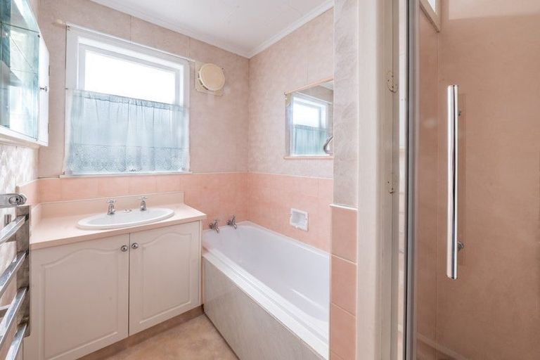 Photo of property in 72 Alexander Avenue, Onekawa, Napier, 4110