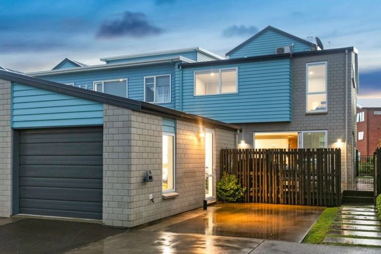 Photo of property in 112 Squadron Drive, Hobsonville, Auckland, 0616
