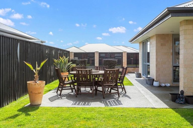 Photo of property in 31 Beech Drive, Rangiora, 7400