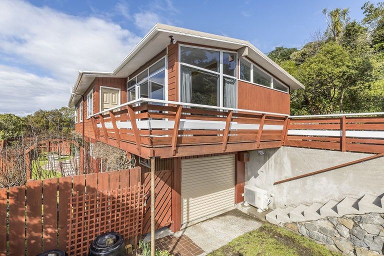 Photo of property in 76 Spencer Street, Crofton Downs, Wellington, 6035