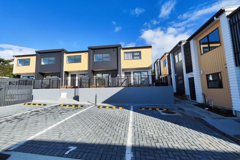 Photo of property in 9/13 Grove Lane, Pakuranga, Auckland, 2010