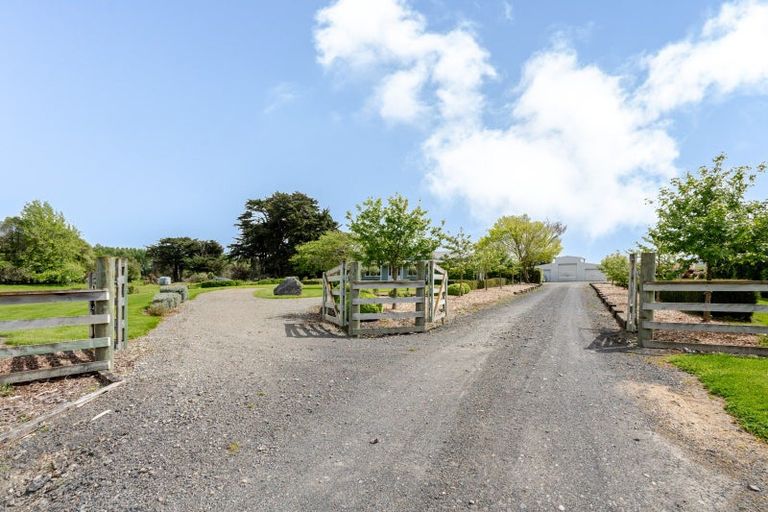 Photo of property in 63 Oparatai Road, Mangatainoka, Pahiatua, 4982