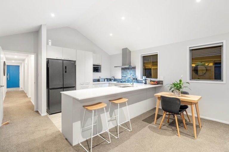Photo of property in 15 Tiria Drive, Papamoa Beach, Papamoa, 3118