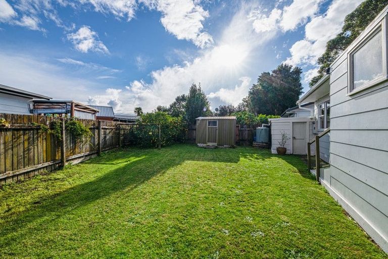 Photo of property in 2/29 Afton Place, Ranui, Auckland, 0612