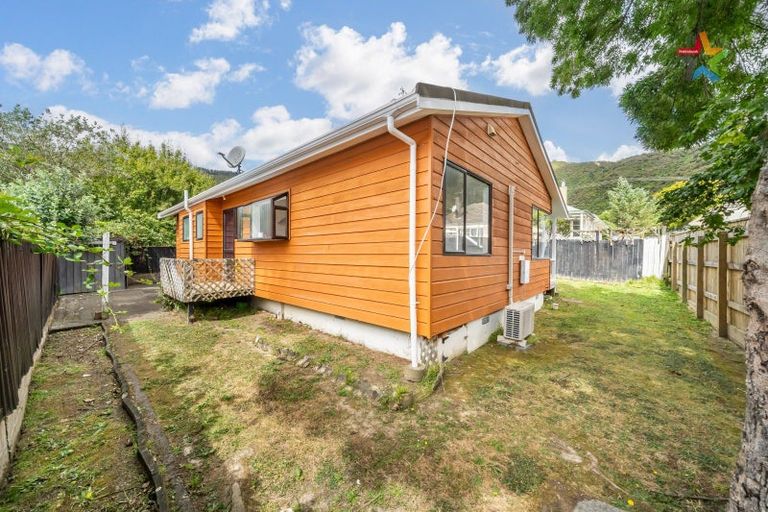 Photo of property in 2/33 Hay Street, Naenae, Lower Hutt, 5011